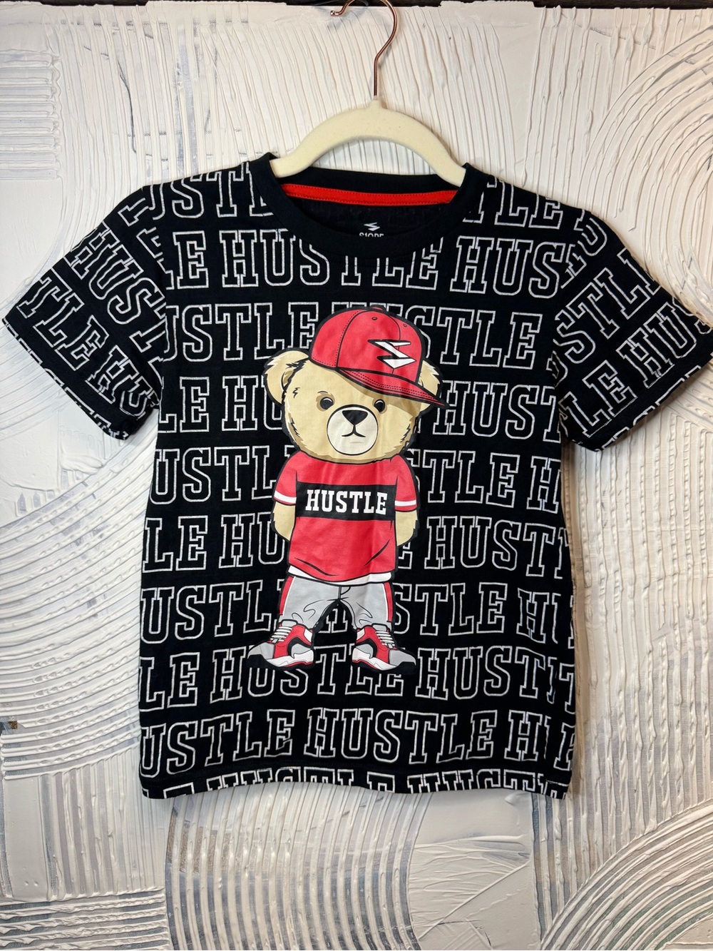 Kids Hustle Bear Graphic Tee - Black & Red